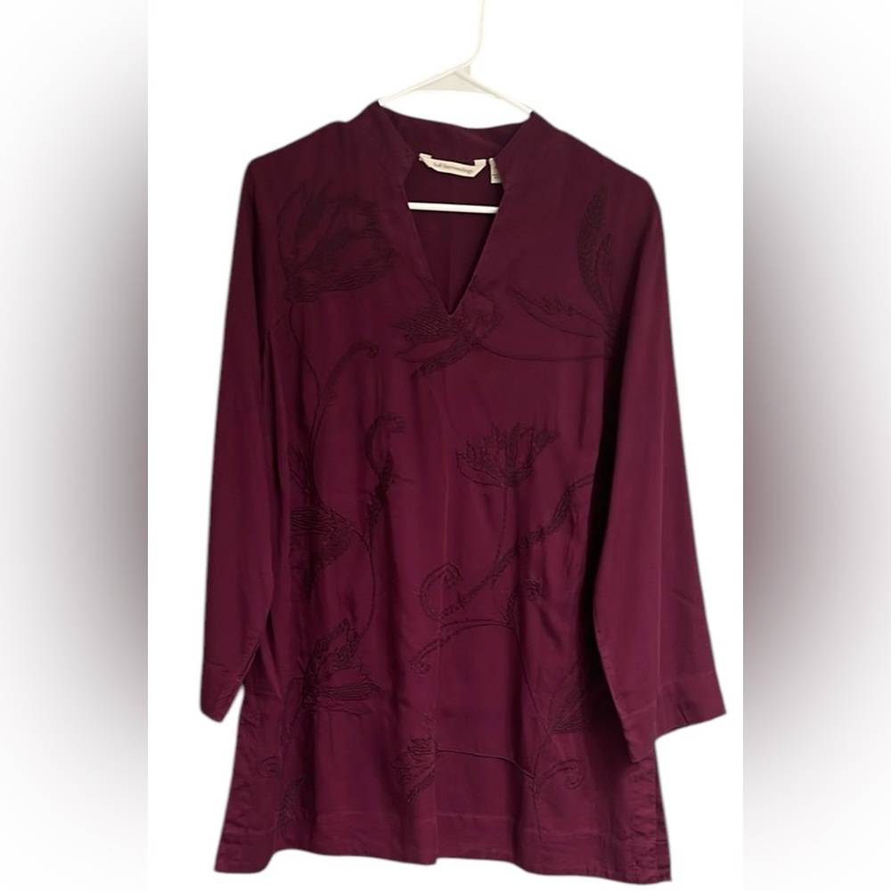 Soft Surroundings women’s Plum V-Neck Women's Top tunic medium